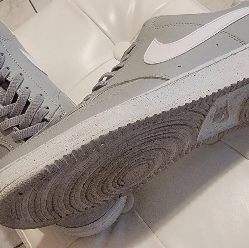 Nike sneakers size11